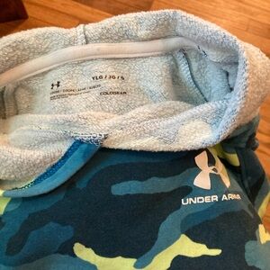 Under Armour Teal and Yellow Camo Hoodie